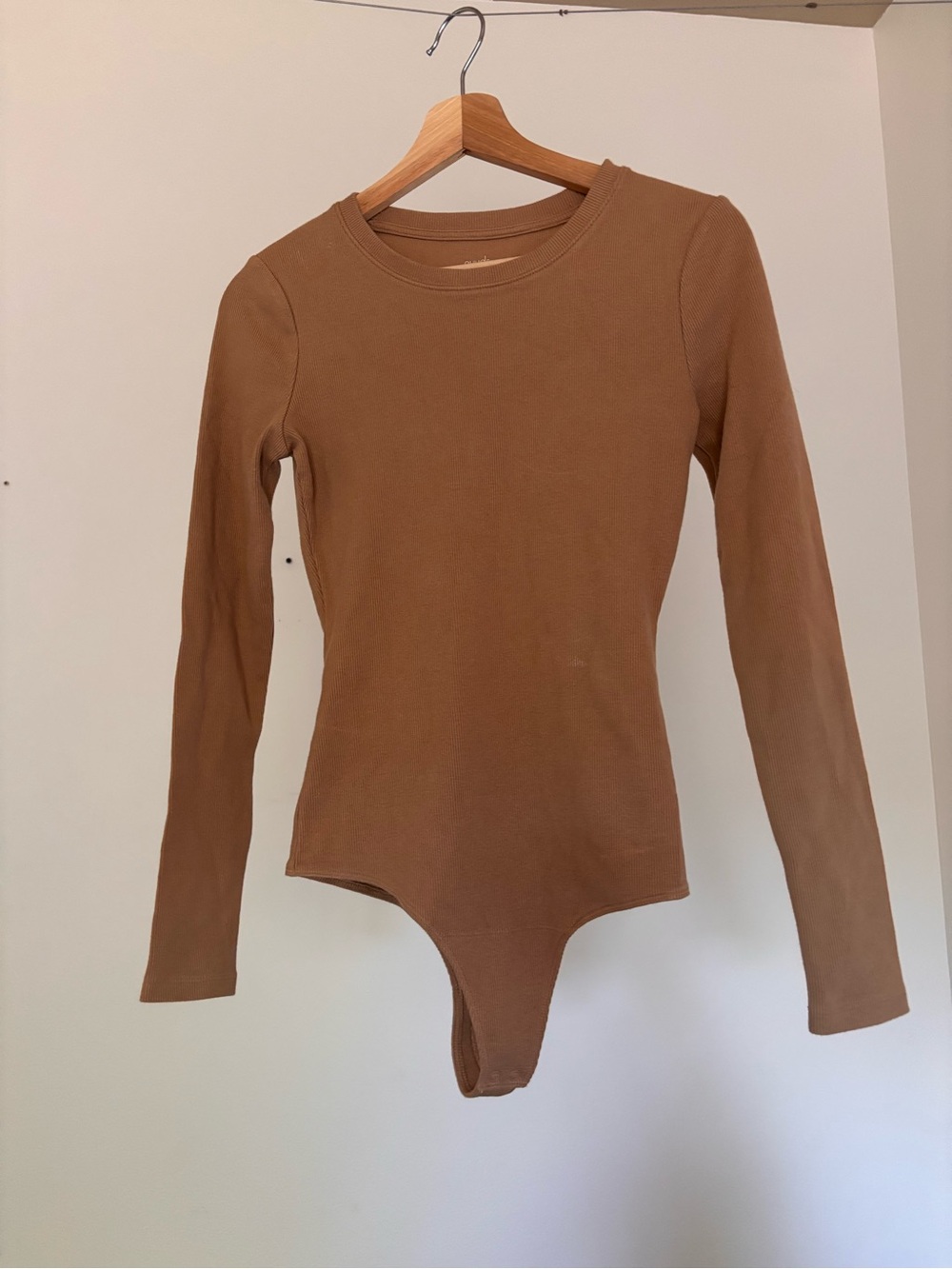 Nuuds Long-Sleeve Tan Bodysuit - Casual Crewneck